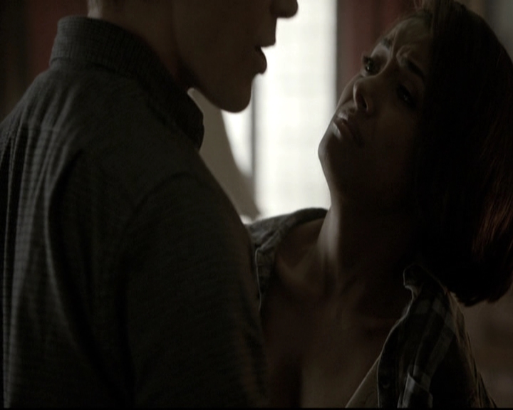 VampireDiariesWorld-dot-nl_6x07DoYouRememberTheFirstTime0426.jpg