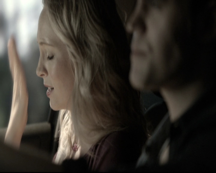 VampireDiariesWorld-dot-nl_6x07DoYouRememberTheFirstTime0502.jpg