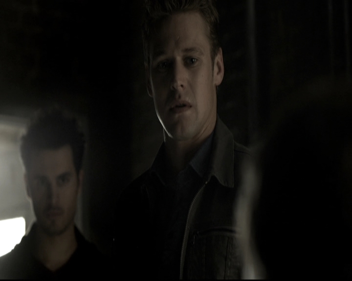 VampireDiariesWorld-dot-nl_6x07DoYouRememberTheFirstTime0572.jpg