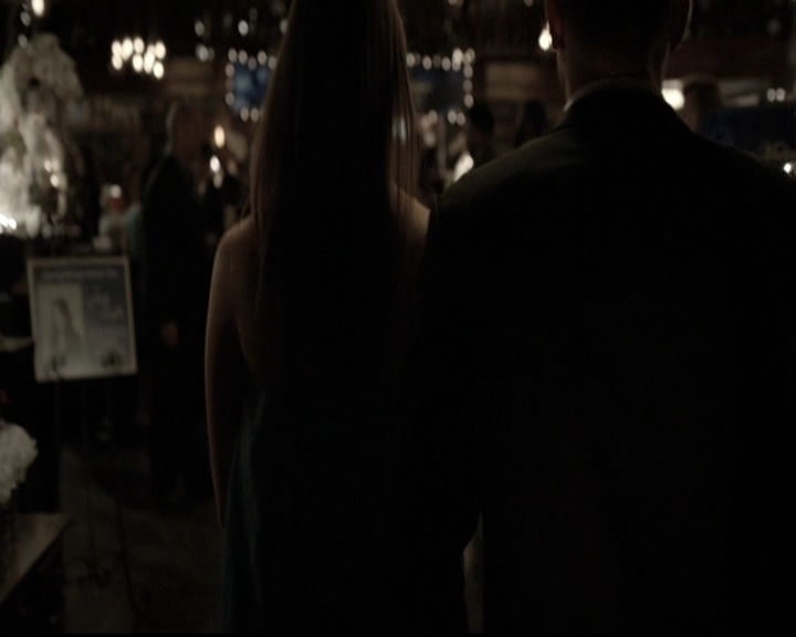 VampireDiariesWorld-dot-nl_6x07DoYouRememberTheFirstTime0631.jpg