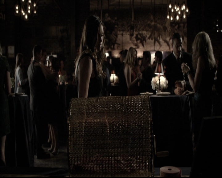 VampireDiariesWorld-dot-nl_6x07DoYouRememberTheFirstTime0786.jpg