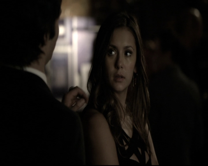 VampireDiariesWorld-dot-nl_6x07DoYouRememberTheFirstTime0818.jpg