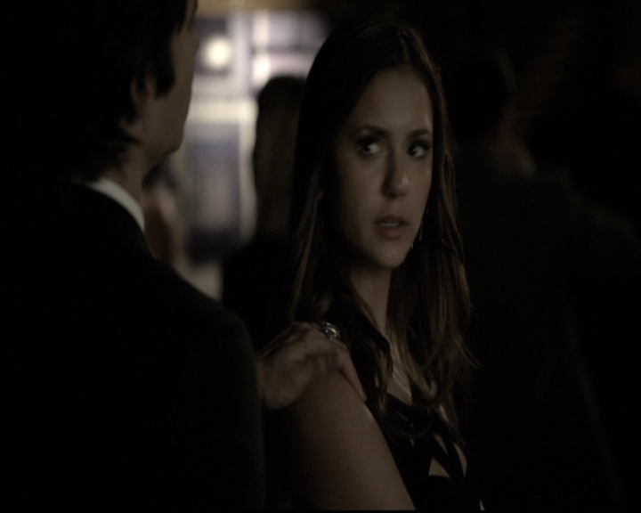 VampireDiariesWorld-dot-nl_6x07DoYouRememberTheFirstTime0822.jpg