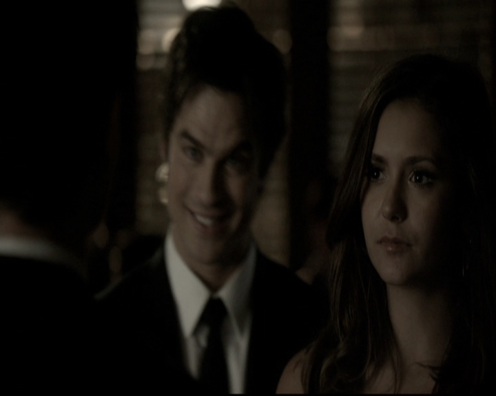 VampireDiariesWorld-dot-nl_6x07DoYouRememberTheFirstTime0824.jpg