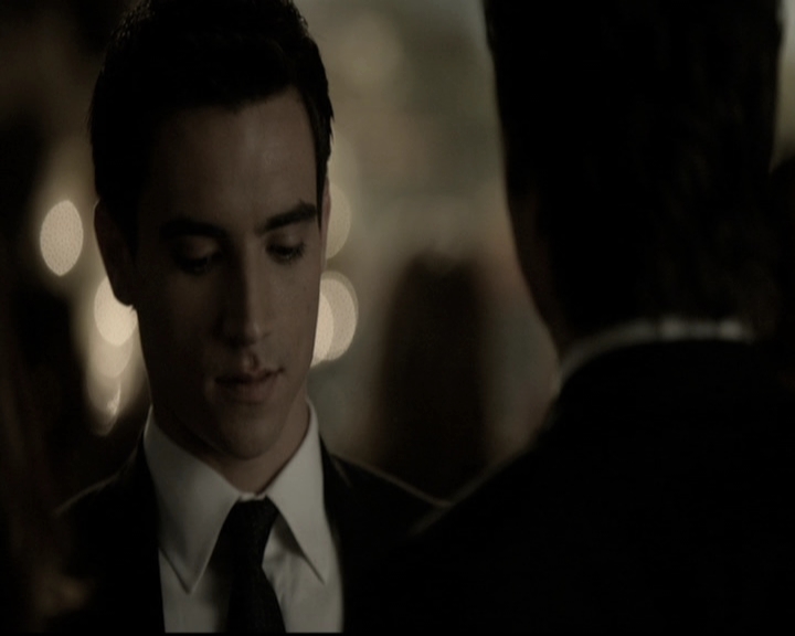 VampireDiariesWorld-dot-nl_6x07DoYouRememberTheFirstTime0825.jpg