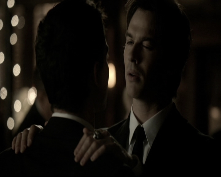 VampireDiariesWorld-dot-nl_6x07DoYouRememberTheFirstTime0838.jpg