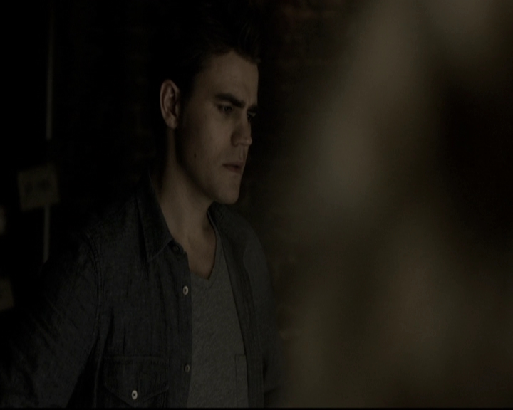 VampireDiariesWorld-dot-nl_6x07DoYouRememberTheFirstTime0913.jpg