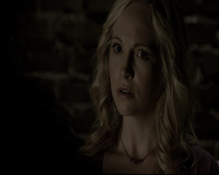 VampireDiariesWorld-dot-nl_6x07DoYouRememberTheFirstTime0915.jpg