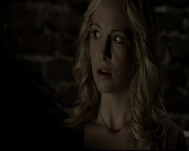 VampireDiariesWorld-dot-nl_6x07DoYouRememberTheFirstTime0916.jpg