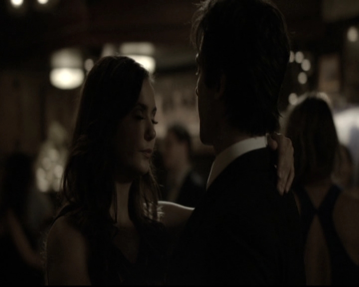 VampireDiariesWorld-dot-nl_6x07DoYouRememberTheFirstTime0932.jpg