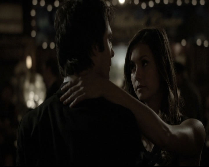 VampireDiariesWorld-dot-nl_6x07DoYouRememberTheFirstTime0936.jpg