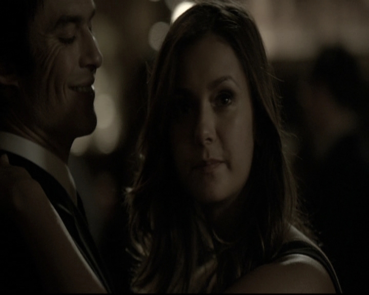 VampireDiariesWorld-dot-nl_6x07DoYouRememberTheFirstTime0943.jpg