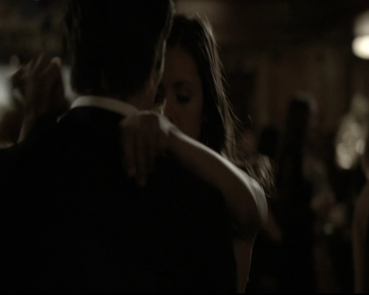 VampireDiariesWorld-dot-nl_6x07DoYouRememberTheFirstTime0950.jpg