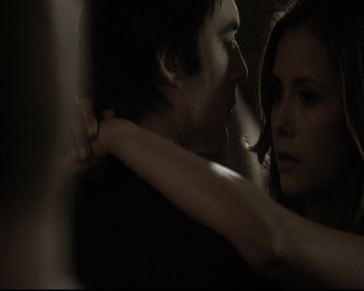 VampireDiariesWorld-dot-nl_6x07DoYouRememberTheFirstTime0980.jpg