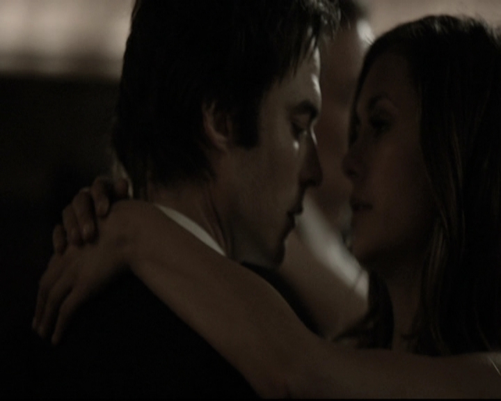 VampireDiariesWorld-dot-nl_6x07DoYouRememberTheFirstTime0982.jpg