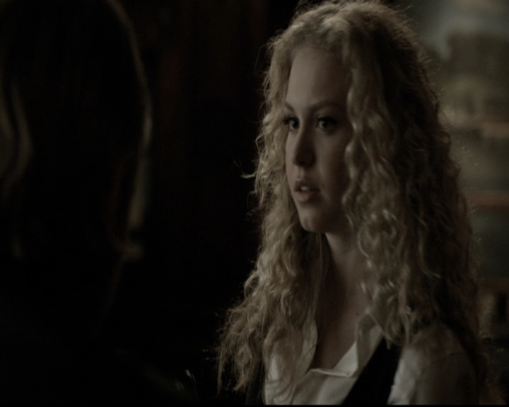 VampireDiariesWorld-dot-nl_6x07DoYouRememberTheFirstTime1100.jpg