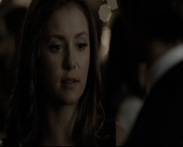 VampireDiariesWorld-dot-nl_6x07DoYouRememberTheFirstTime1234.jpg