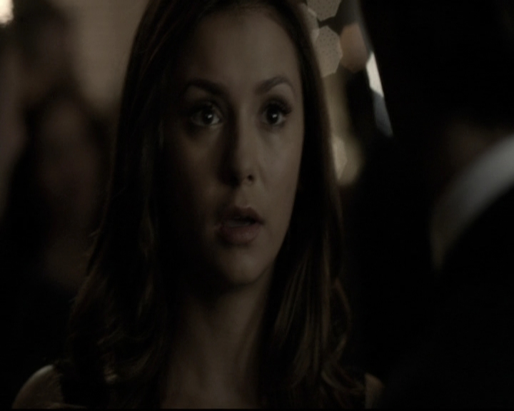 VampireDiariesWorld-dot-nl_6x07DoYouRememberTheFirstTime1238.jpg