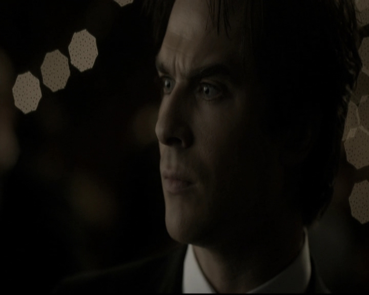 VampireDiariesWorld-dot-nl_6x07DoYouRememberTheFirstTime1251.jpg