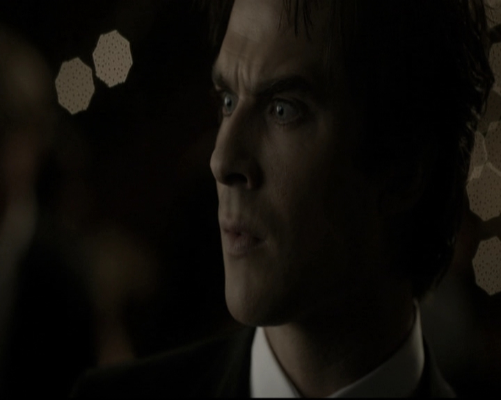 VampireDiariesWorld-dot-nl_6x07DoYouRememberTheFirstTime1252.jpg