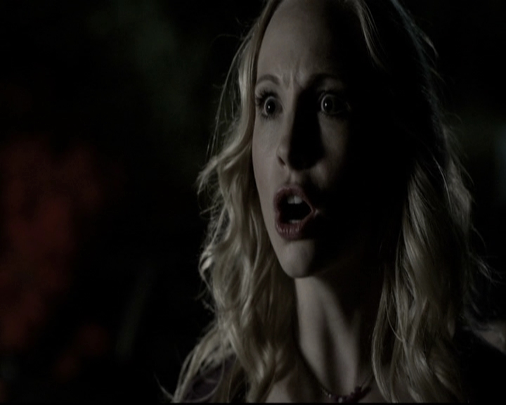 VampireDiariesWorld-dot-nl_6x07DoYouRememberTheFirstTime1381.jpg