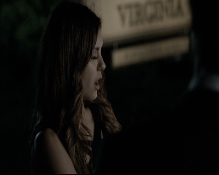 VampireDiariesWorld-dot-nl_6x07DoYouRememberTheFirstTime1588.jpg