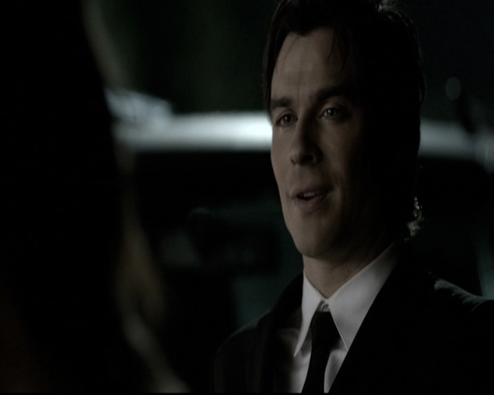 VampireDiariesWorld-dot-nl_6x07DoYouRememberTheFirstTime1614.jpg