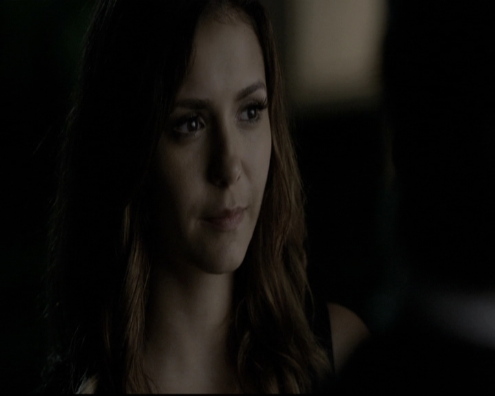 VampireDiariesWorld-dot-nl_6x07DoYouRememberTheFirstTime1616.jpg