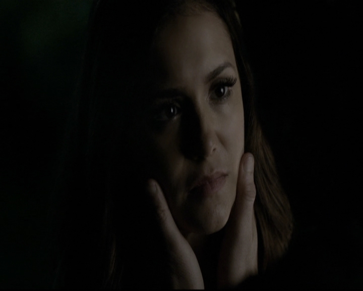 VampireDiariesWorld-dot-nl_6x07DoYouRememberTheFirstTime1701.jpg