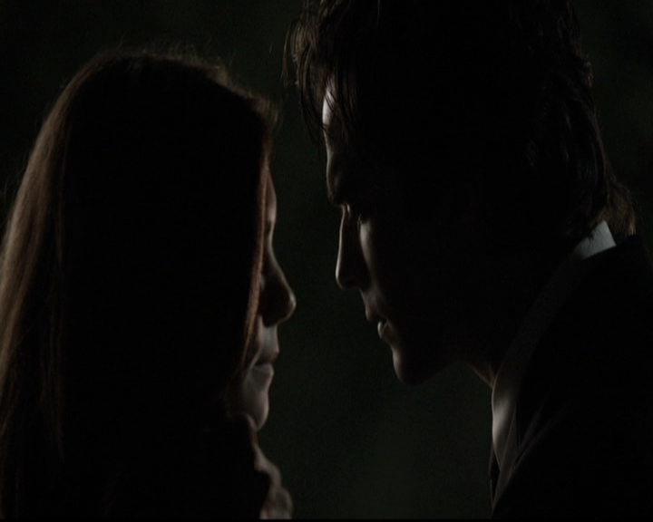 VampireDiariesWorld-dot-nl_6x07DoYouRememberTheFirstTime1706.jpg