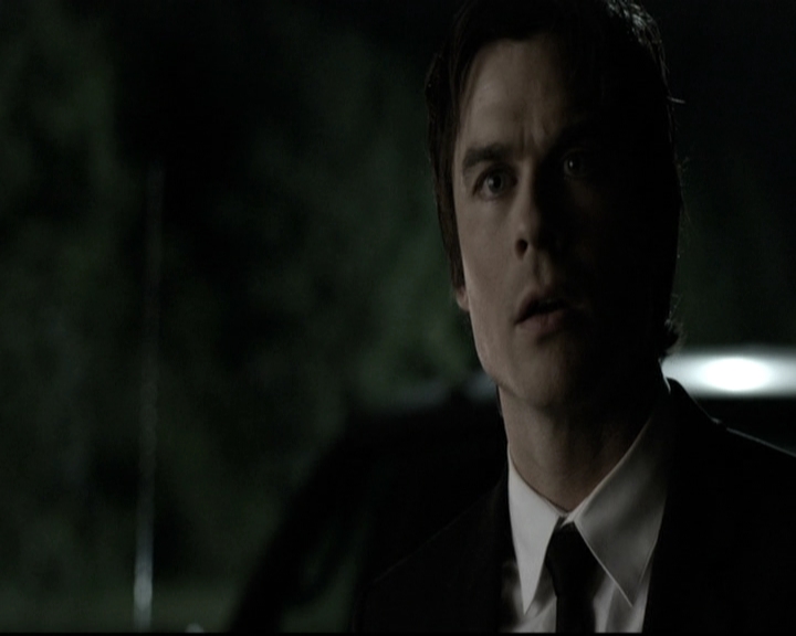 VampireDiariesWorld-dot-nl_6x07DoYouRememberTheFirstTime1717.jpg