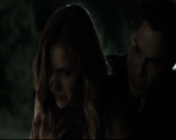 VampireDiariesWorld-dot-nl_6x07DoYouRememberTheFirstTime1737.jpg