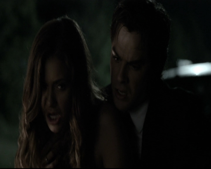 VampireDiariesWorld-dot-nl_6x07DoYouRememberTheFirstTime1738.jpg