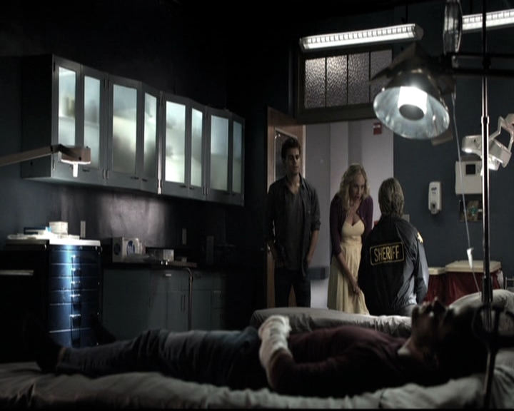 VampireDiariesWorld-dot-nl_6x07DoYouRememberTheFirstTime1760.jpg