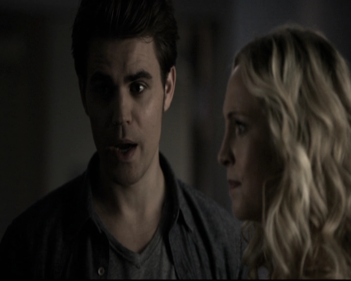 VampireDiariesWorld-dot-nl_6x07DoYouRememberTheFirstTime1819.jpg