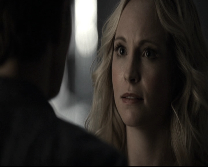 VampireDiariesWorld-dot-nl_6x07DoYouRememberTheFirstTime1911.jpg