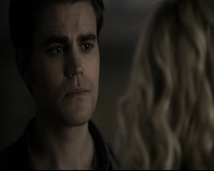 VampireDiariesWorld-dot-nl_6x07DoYouRememberTheFirstTime1921.jpg