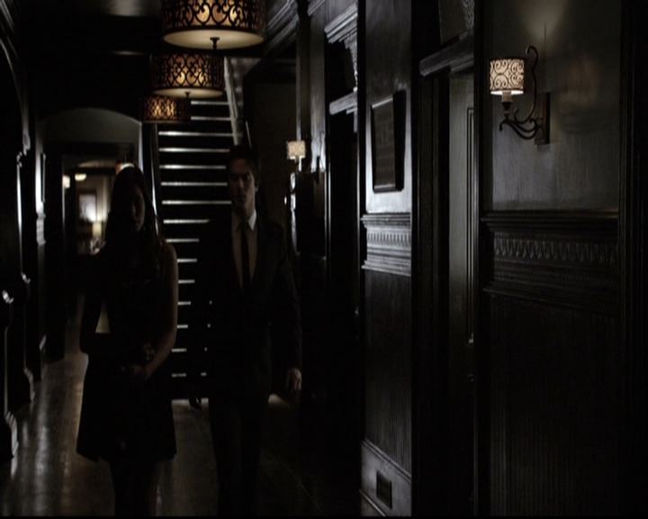 VampireDiariesWorld-dot-nl_6x07DoYouRememberTheFirstTime1931.jpg