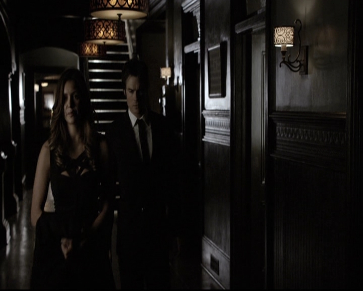 VampireDiariesWorld-dot-nl_6x07DoYouRememberTheFirstTime1933.jpg