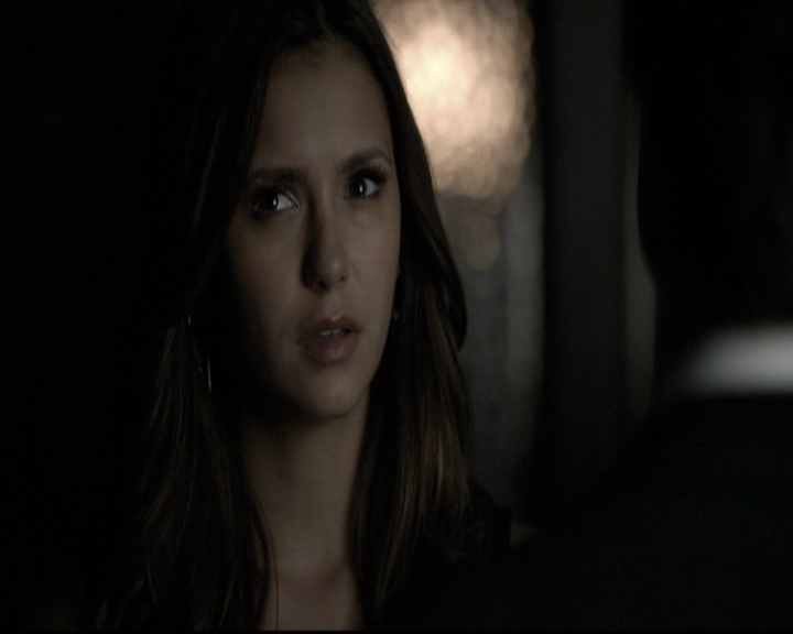 VampireDiariesWorld-dot-nl_6x07DoYouRememberTheFirstTime1943.jpg