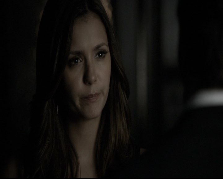 VampireDiariesWorld-dot-nl_6x07DoYouRememberTheFirstTime1972.jpg