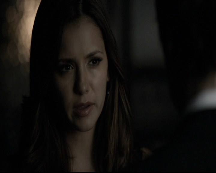 VampireDiariesWorld-dot-nl_6x07DoYouRememberTheFirstTime1982.jpg