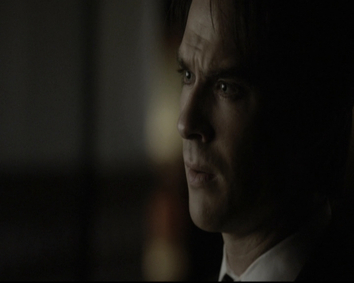 VampireDiariesWorld-dot-nl_6x07DoYouRememberTheFirstTime1992.jpg