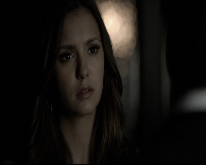 VampireDiariesWorld-dot-nl_6x07DoYouRememberTheFirstTime2001.jpg