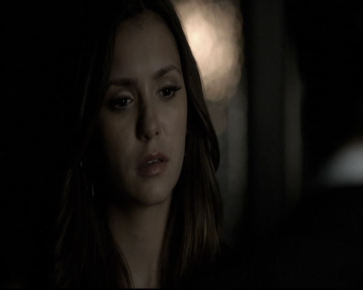 VampireDiariesWorld-dot-nl_6x07DoYouRememberTheFirstTime2003.jpg