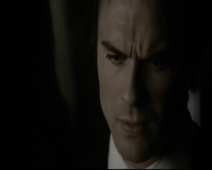 VampireDiariesWorld-dot-nl_6x07DoYouRememberTheFirstTime2010.jpg