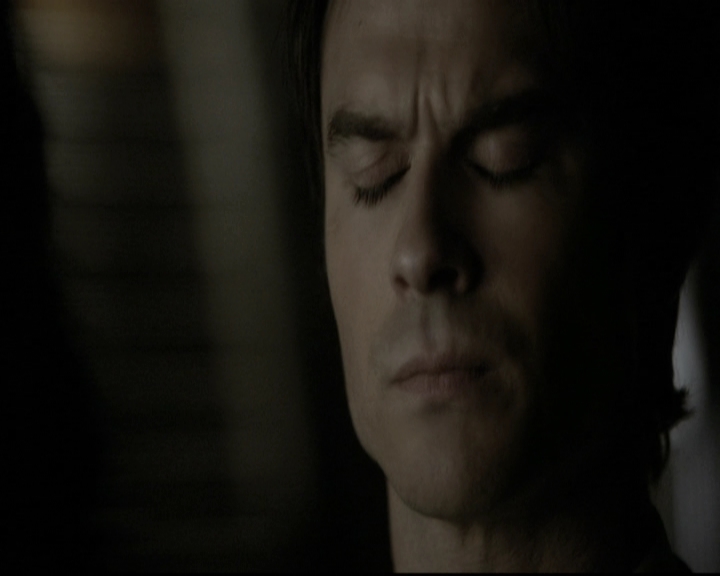 VampireDiariesWorld-dot-nl_6x07DoYouRememberTheFirstTime2027.jpg