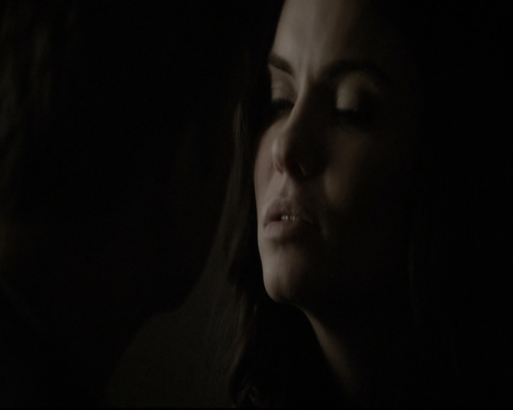 VampireDiariesWorld-dot-nl_6x07DoYouRememberTheFirstTime2107.jpg