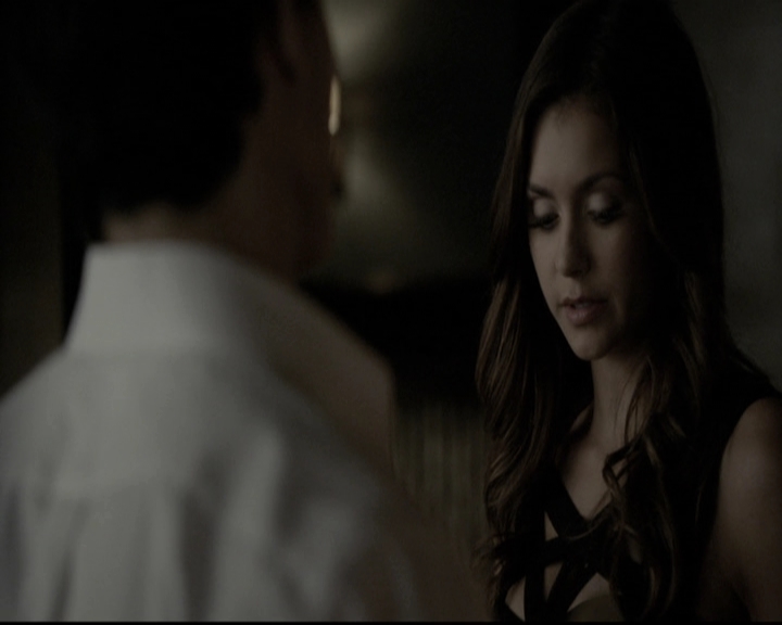 VampireDiariesWorld-dot-nl_6x07DoYouRememberTheFirstTime2123.jpg