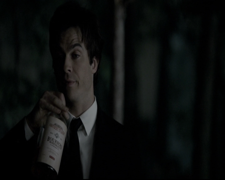 VampireDiariesWorld-dot-nl_6x07DoYouRememberTheFirstTime2164.jpg